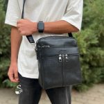 کیف دوشی مردونه چرمی از برند آرازبگ کد 07