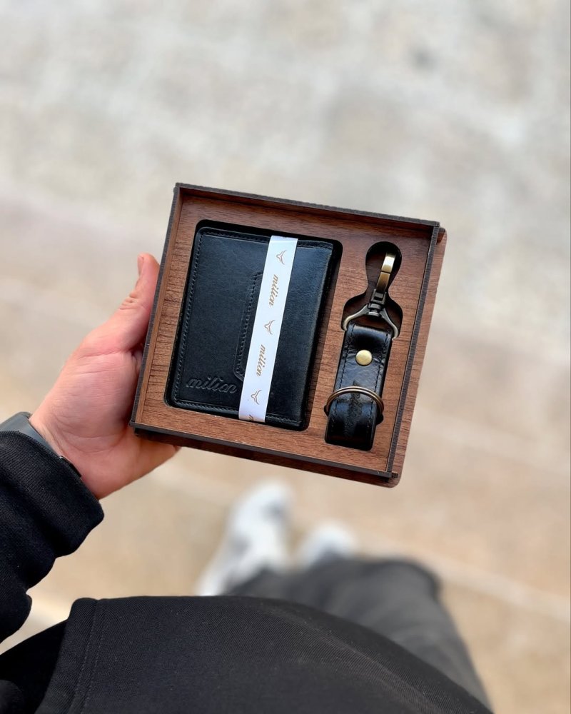 ست جاکارتی و جاسوییچی چرم اصل میلیون کد 136